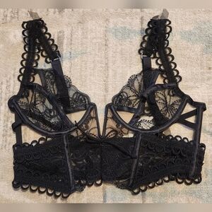 For Love & Lemons Swirly Floral Embroidered Bra. Black. Size S. NWT